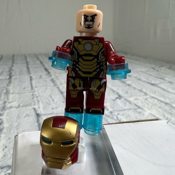 Ironman mini figurine - Picture 2 of 8